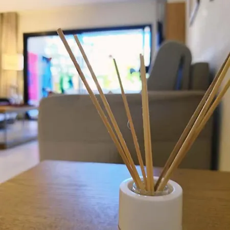 Parque Albatros Vista Piscina E Mare Apartment *