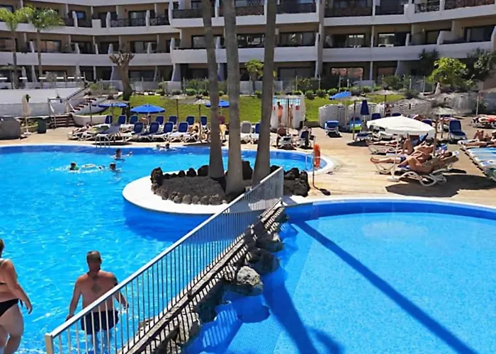 Parque Albatros Vista Piscina E Mare